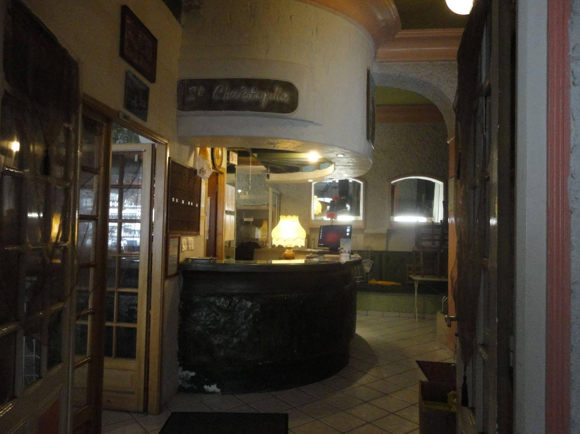 Hotel-Restaurant Le Saint Christophe Lourdes Exterior foto